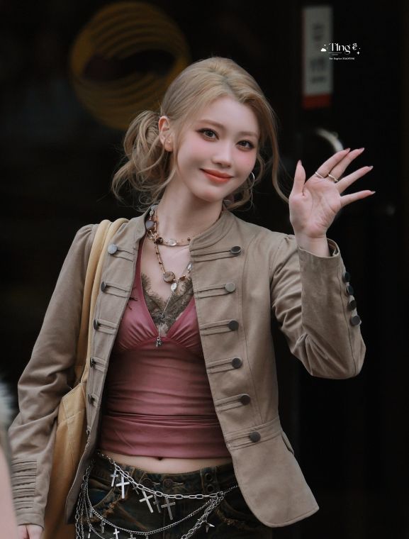 kep1er��� 0403 Music Bank �ϰ�ͼ[10P]