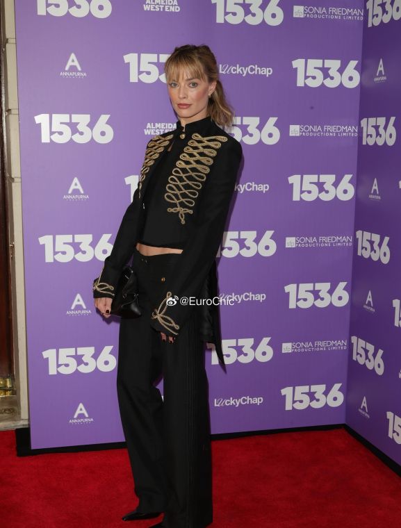 ����ء��ޱ�Margot Robbie ���硶1536������ҹ[16P]
